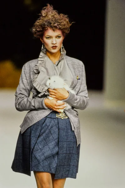 Look 29
